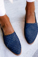 Alice - Timeless Handcrafted Moccasins