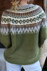 Nayla – Elegant Sweater