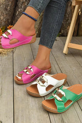 Luna – Bold Buckle Slide