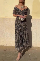 Diana - Chic V-Neck Dress