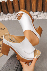 Calista – Chunky Heel Platform Mules