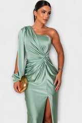 Elegant Dress with Sophistication