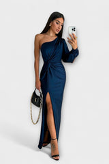 Elegant Dress with Sophistication