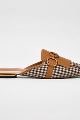 Sienna-Chain Detail Mule Flats