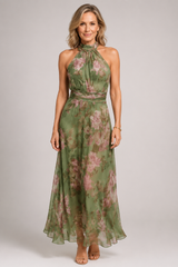 Avelisse – Floral Halter Maxi Dress
