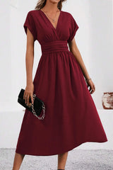 Elowen – Timeless Waist-Tie Midi Dress