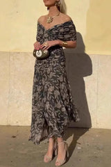 Diana - Chic V-Neck Dress